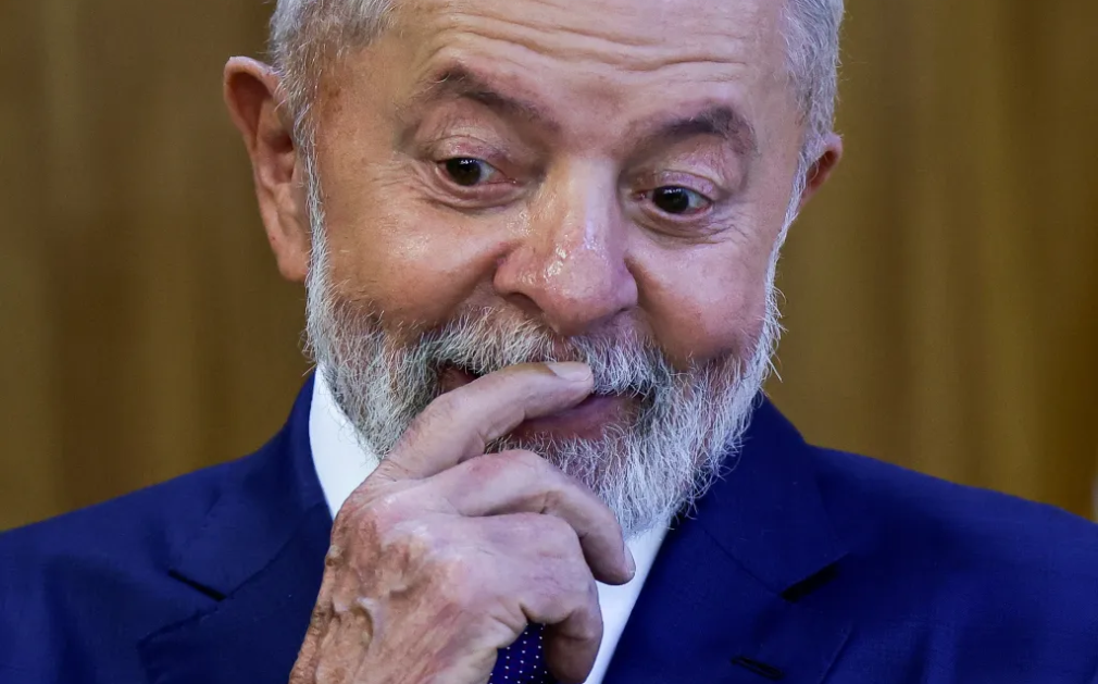 Lula reconhece que gestão está ‘muito aquém’ do prometido